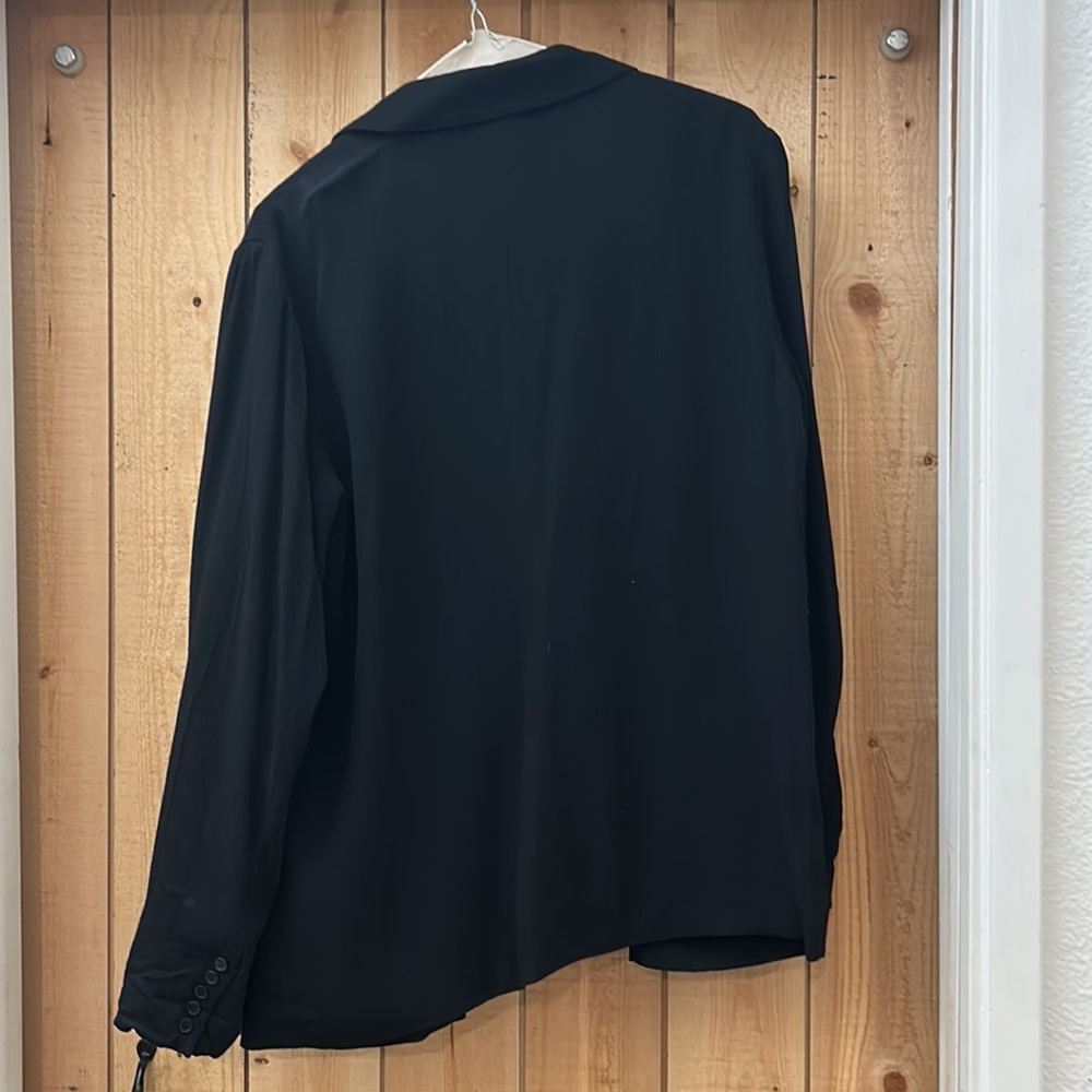 Level Eight Blazer - Picture 2 of 6